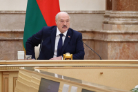 «Срок один - 1 января». Лукашенко поручил устранить к новому году все недостатки в здравоохранении