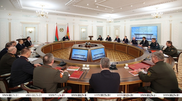 План обороны, американский трек и форпост в Африке. Итоги недели Президента