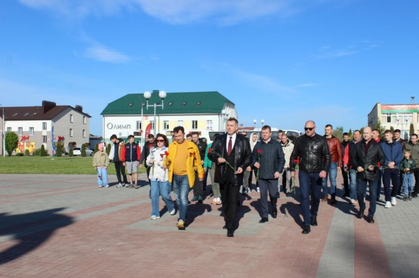 Міжнародны турнір па хакеі ў гонар 80-годдзя Перамогі прайшоў на лядовай пляцоўцы Астраўца