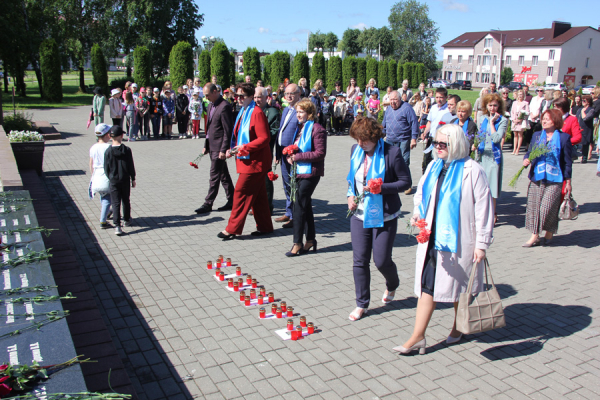 На Беларускай АЭС ушанавалі памяць ахвяр Вялікай Айчыннай вайны і генацыду беларускага народа
